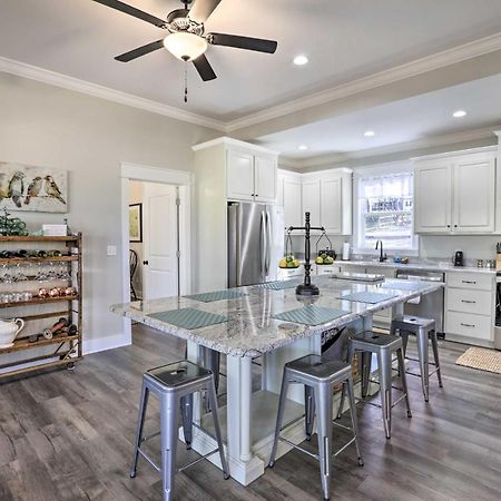 White Oak Creek Home With Views, Deck And Pool Access! Eufaula Eksteriør bilde